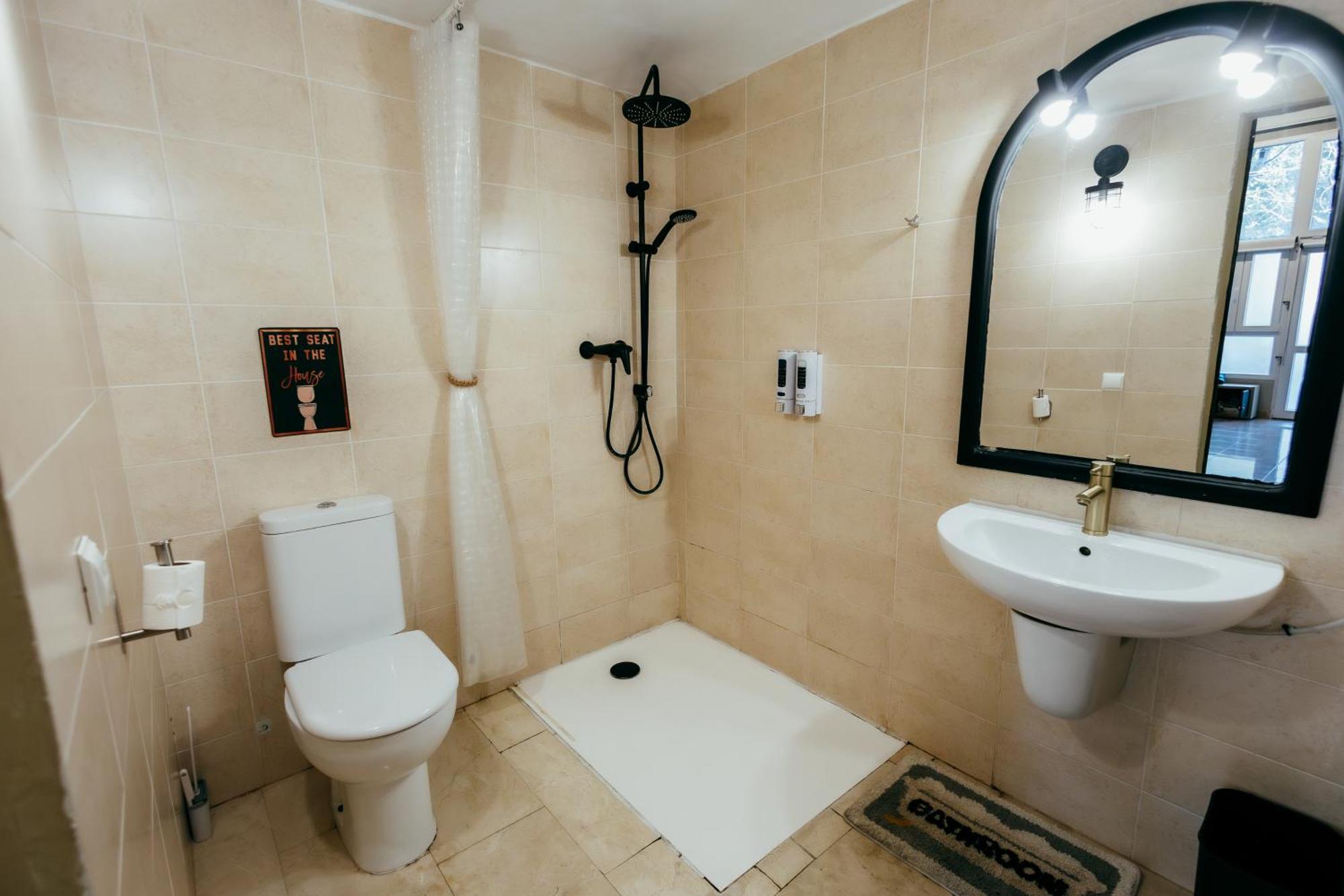 Apartment Ruzafa Roots, 12 Min To Centre, Smart Tv, Wine Valencia Exterior photo